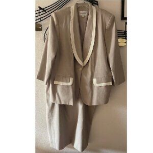 Vintage Karen Scott 22W Beige Jacket and Skirt Set